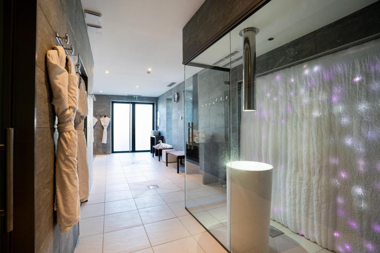 Tain-lʼHermitage Fac & Spera -Hotel & Spa מראה חיצוני תמונה